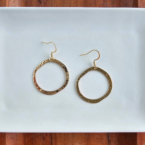 Socialite - Stud Bar