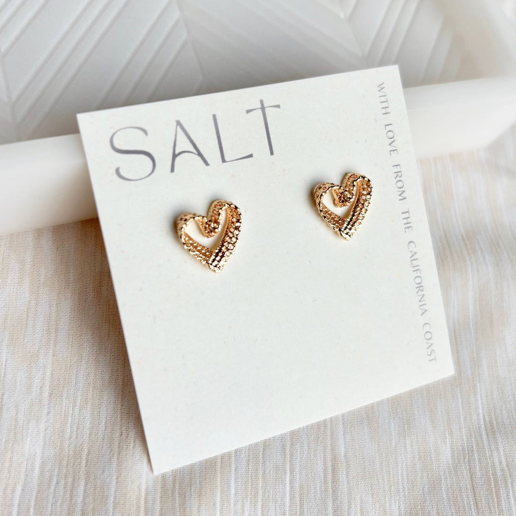 LACY HEART STUDS | 18k gold | dainty valentine's earrings