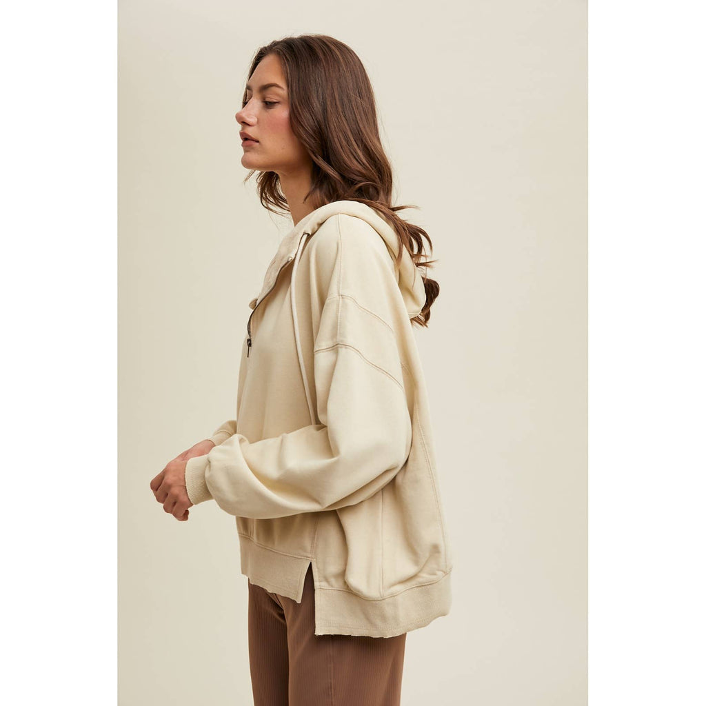 HALF-ZIP HOODED PULLOVER