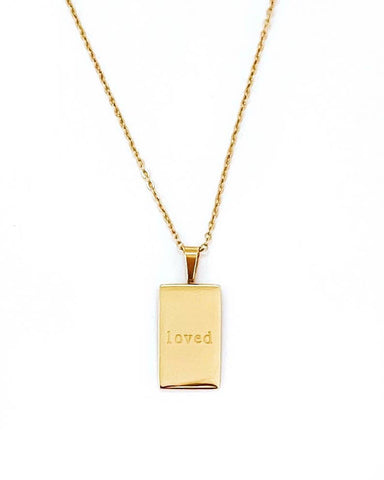 Amour Best Selling Engraved Pendant Necklace